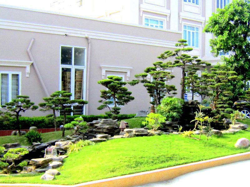 Sân vườn , nhà việt